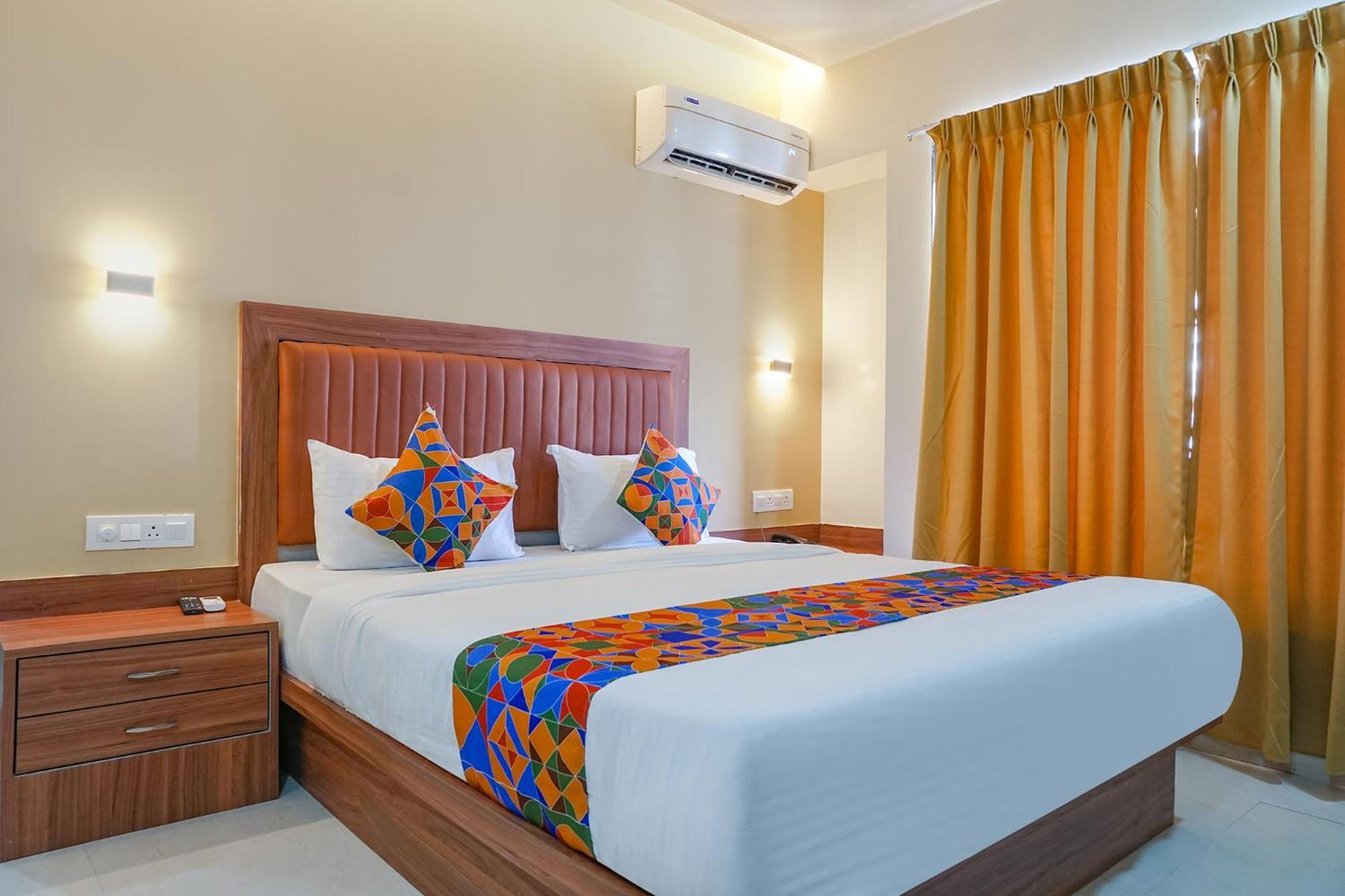 Fabhotel Emersion Residency - High Street Near Laxman Nagar, Baner Púna Exteriér fotografie