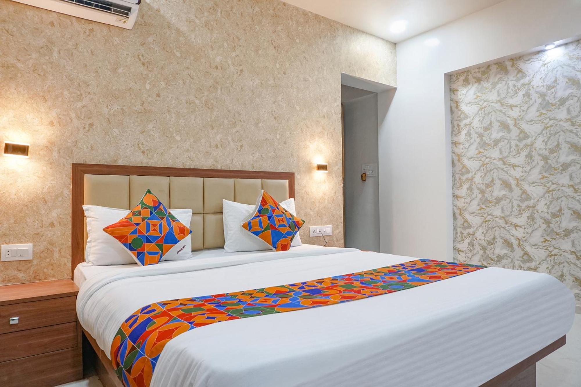 Fabhotel Emersion Residency - High Street Near Laxman Nagar, Baner Púna Exteriér fotografie